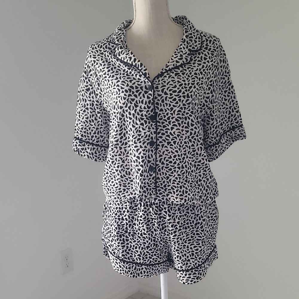 Black and White Patterned Women's Intimates